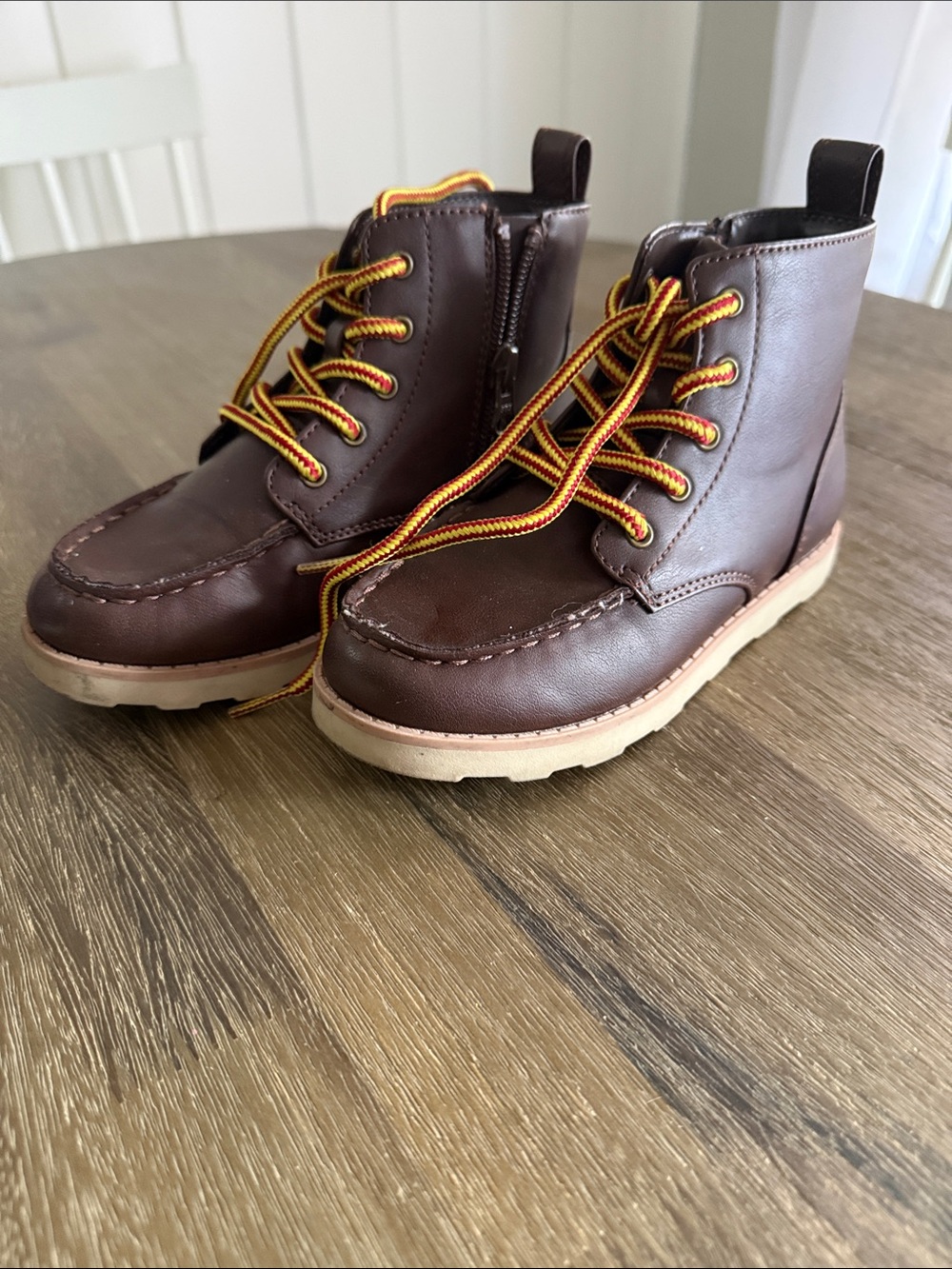 Brown Lace-Up Shoes Like New